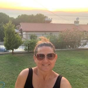 Meet your Posher, Serap